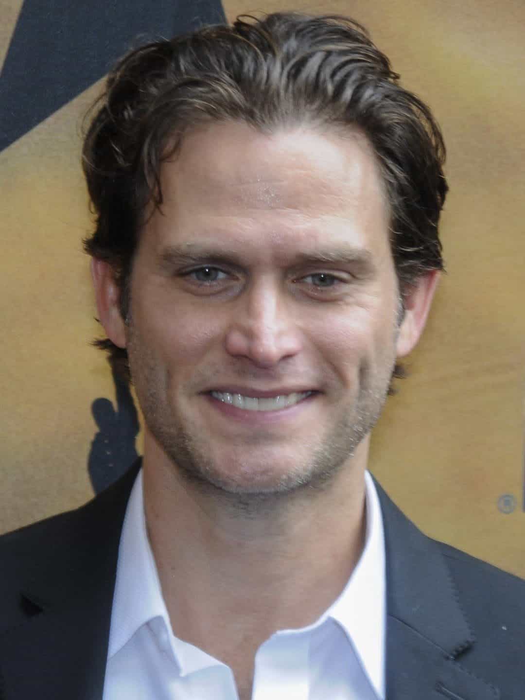 Steven Pasquale